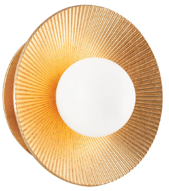 Track lighting with a minimalist track designTrack lighting with a decorative track designEmerald Wall Sconce Track lighting with a minimalist track designTrack lighting with a decorative track designEmerald Wall Sconce