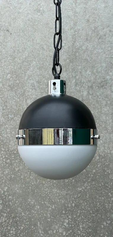 Industrial Style Ceiling Lights with Exposed Bulbs and Metal CagesIndustrial Style Ceiling Lights with Exposed Bulbs and Metal Cages6811-BKCH-OP Industrial Style Ceiling Lights with Exposed Bulbs and Metal CagesIndustrial Style Ceiling Lights with Exposed Bulbs and Metal Cages6811-BKCH-OP