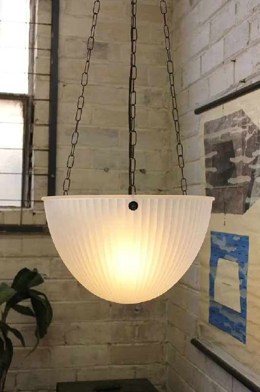 Retro Ceiling Lights Inspired by the 1950s and 1960s DesignRetro Ceiling Lights Inspired by the 1950s and 1960s DesignVintage Hanging Bowl Light